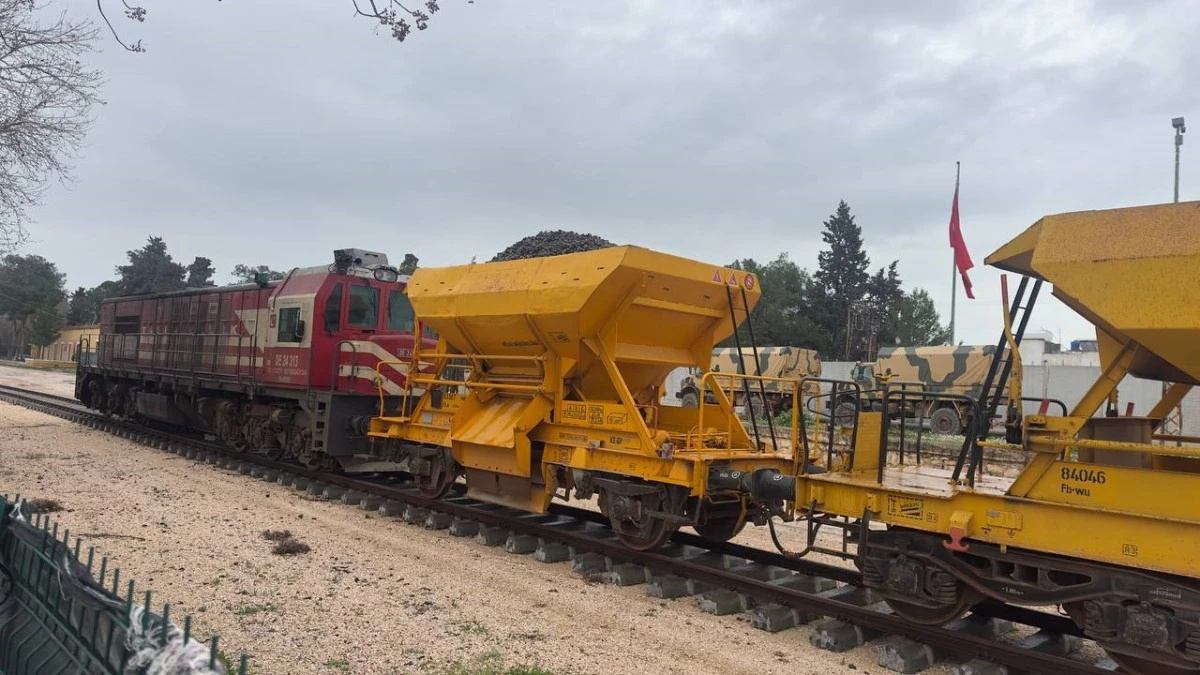 15 yıl aradan sonra tren geldi