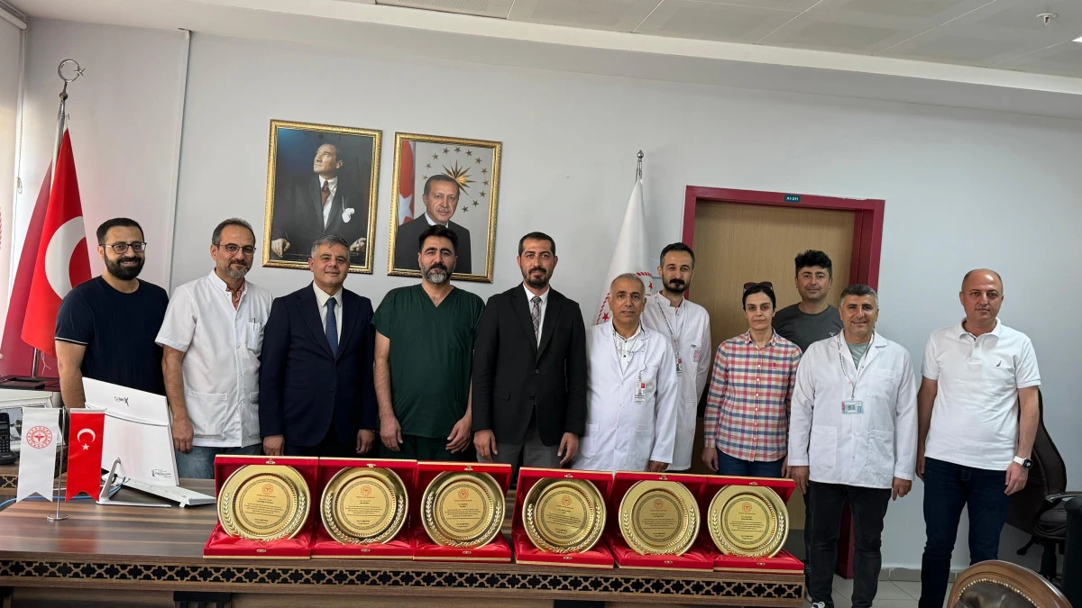 6 Doktor aynı anda doçent oldu!