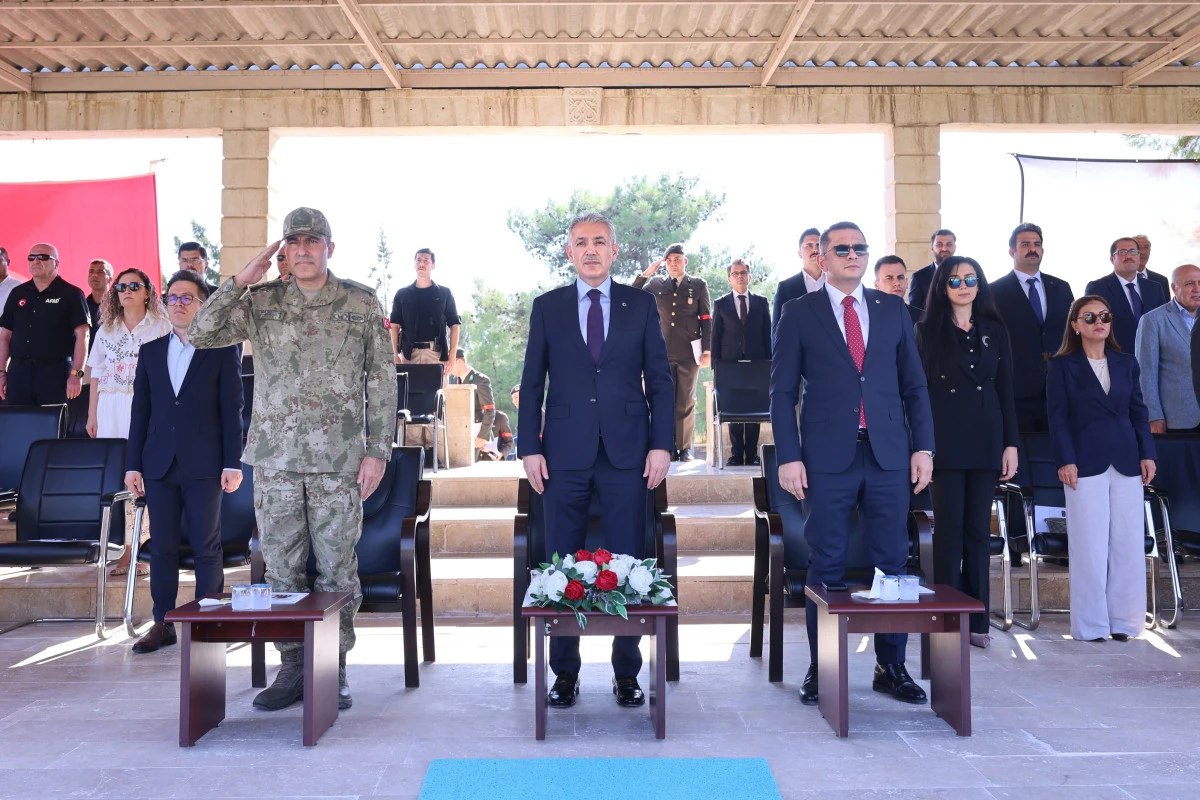 70&rsquo;inci Mekanize Piyade Tugay Komutanlığında komuta ve sancak devir teslim t&ouml;reni ger&ccedil;ekleştirildi