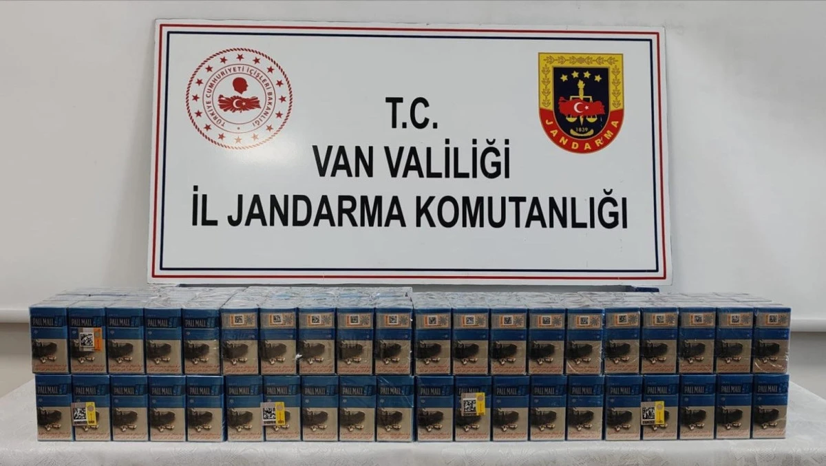 720 paket g&uuml;mr&uuml;k ka&ccedil;ağı sigara ele ge&ccedil;irildi