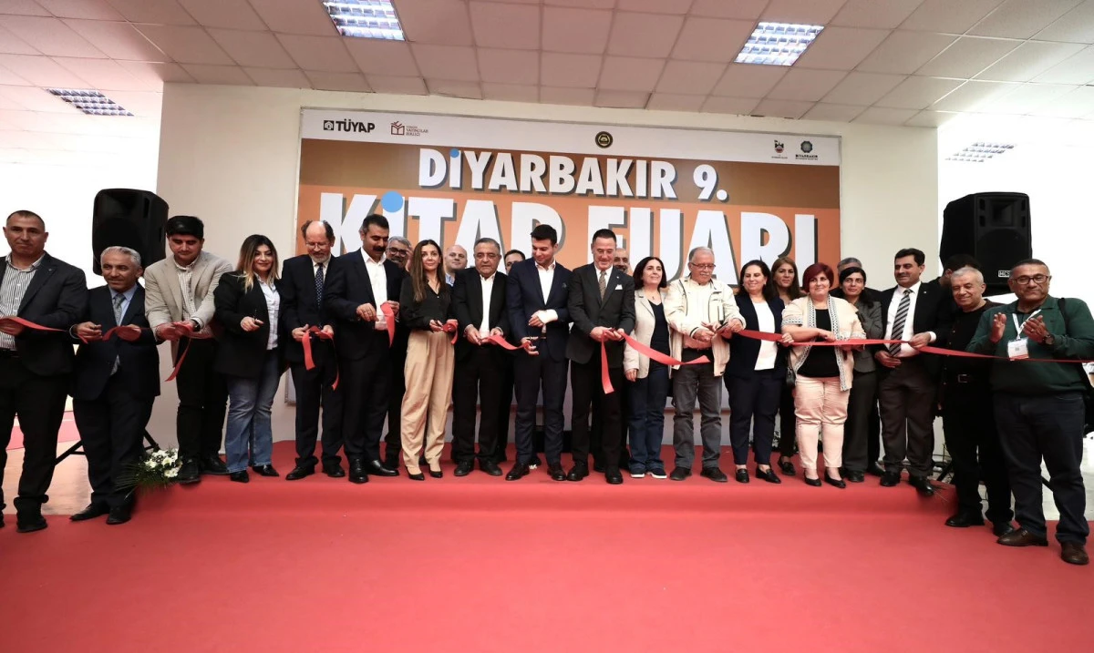 9. Kitap Fuarı açıldı