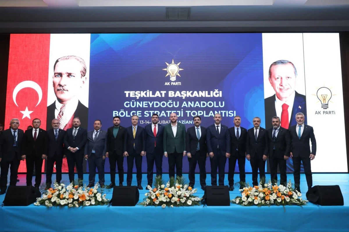 AK Parti Mardin İl Başkanı Mehmet Uncu G&uuml;neydoğu Anadolu B&ouml;lge Strateji Toplantısına katıldı