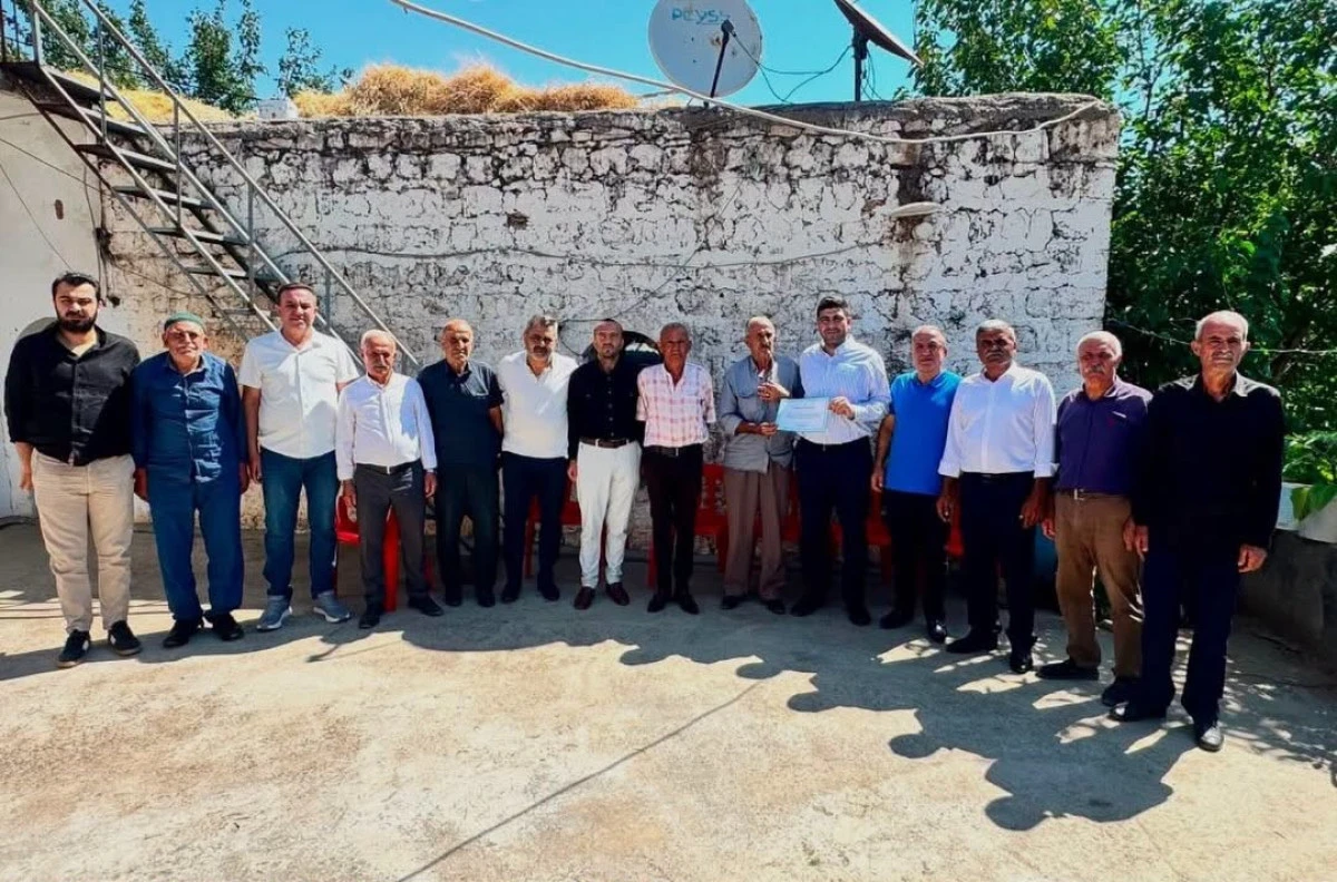 AK Parti Mardin İl Başkanı Mehmet Uncu Sahada: "5 Vakit 10 Mahalle" Programıyla Vatandaşın Nabzı Tutuluyor