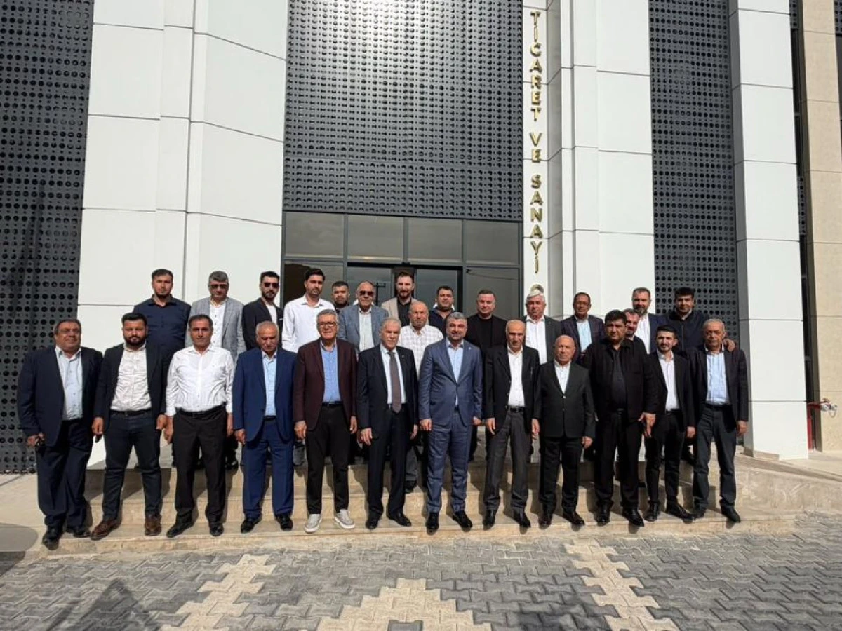 AK Parti Mardin Milletvekili Faruk Kılı&ccedil;, Kızıltepe&rsquo;de STK Temsilcileri ve Vatandaşlarla Buluştu