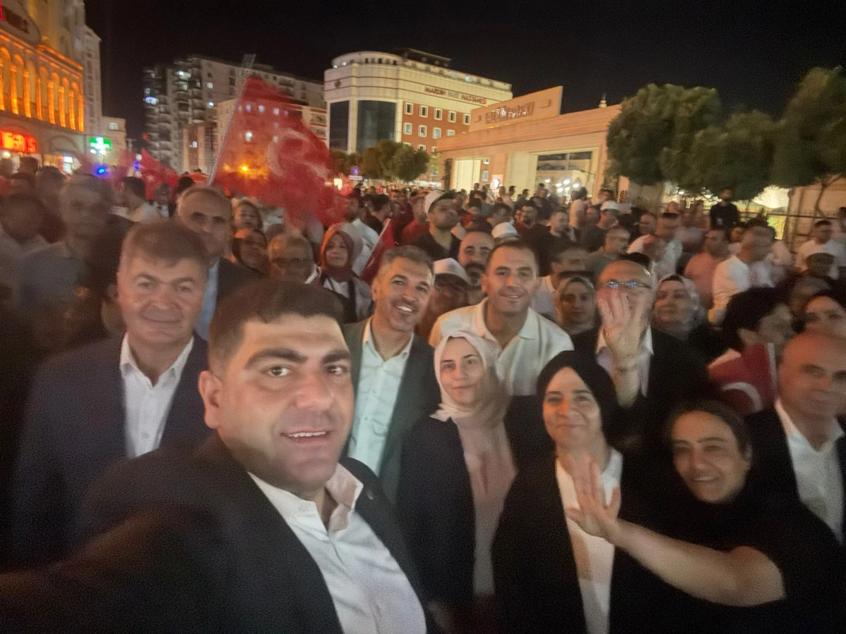 AK Parti Mardin Teşkilatından 15 Temmuz’da Tarihi Üye Hamlesi ve Nöbet Duruşu 