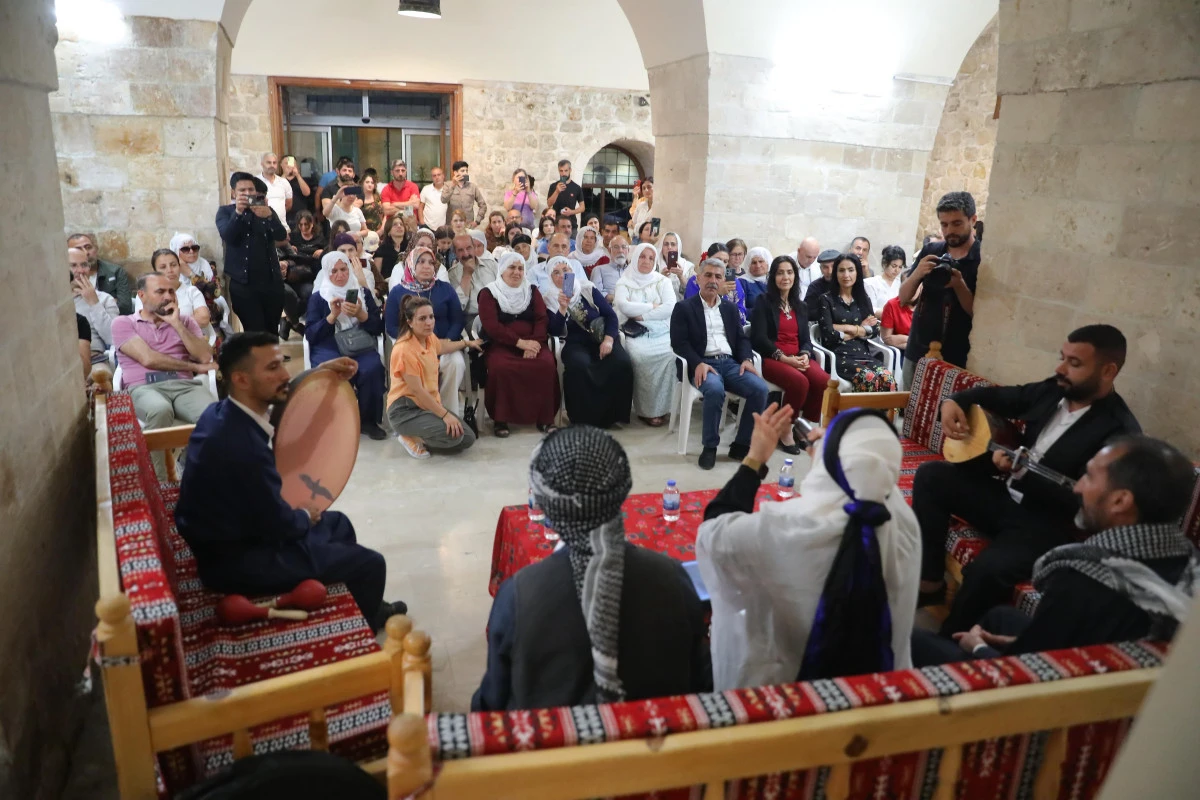 Artuklu Belediyesi’nden Kürt Dili Bayramı’na Özel Dengbêj Gecesi