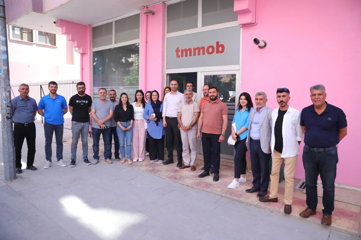 Artuklu Belediyesi’nden TMMOB ve KESK’e Ziyaret: Ortak Akıl ve İş Birliği Vurgusu