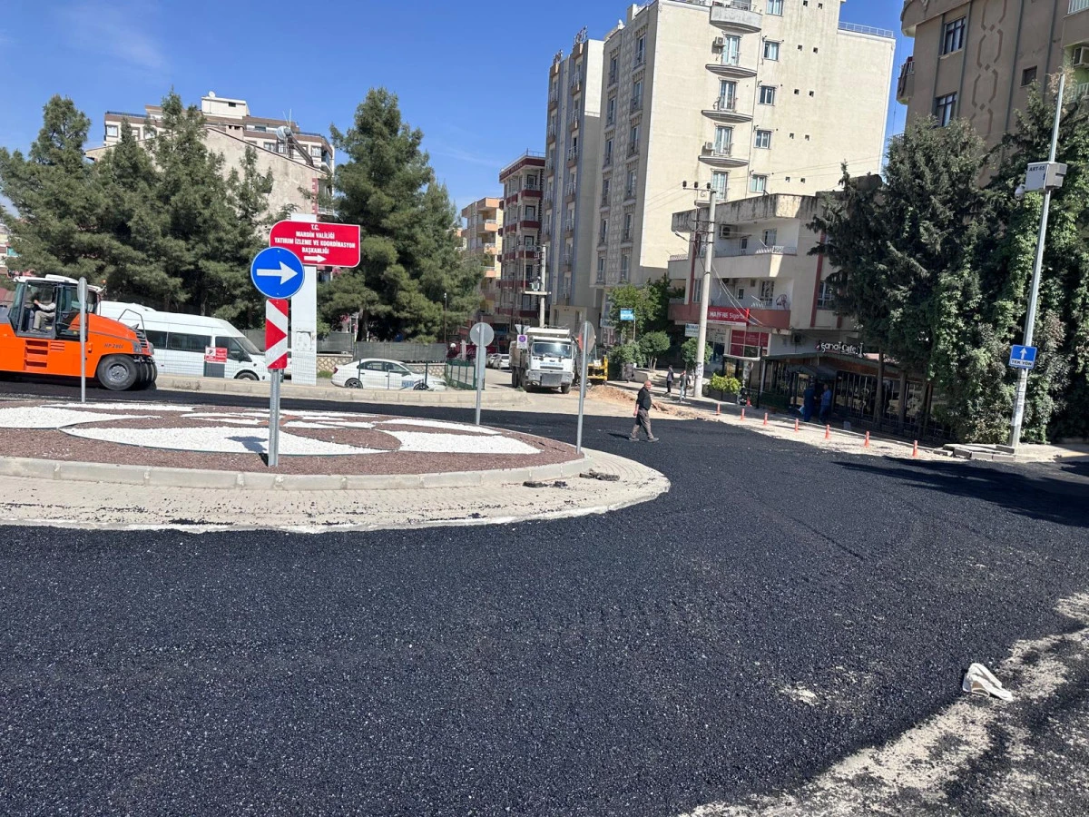 Artuklu'da Asfalt Çalışmaları Başladı 