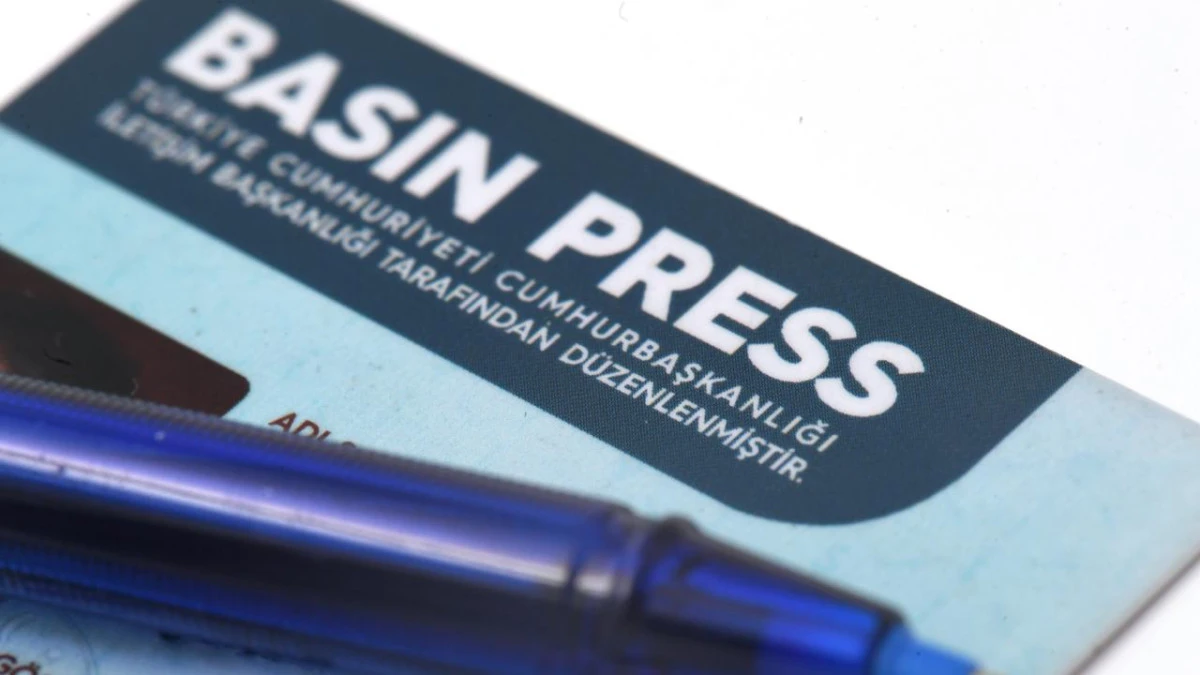 Basın kartını ibraz edenden ayrıca kimlik istenmeyecek