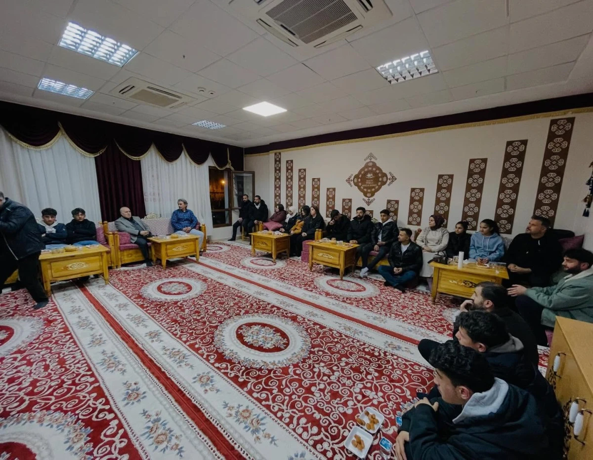 Başkan Demir&rdquo; Gen&ccedil;lerimizi &Ouml;nemsiyoruz&rdquo;