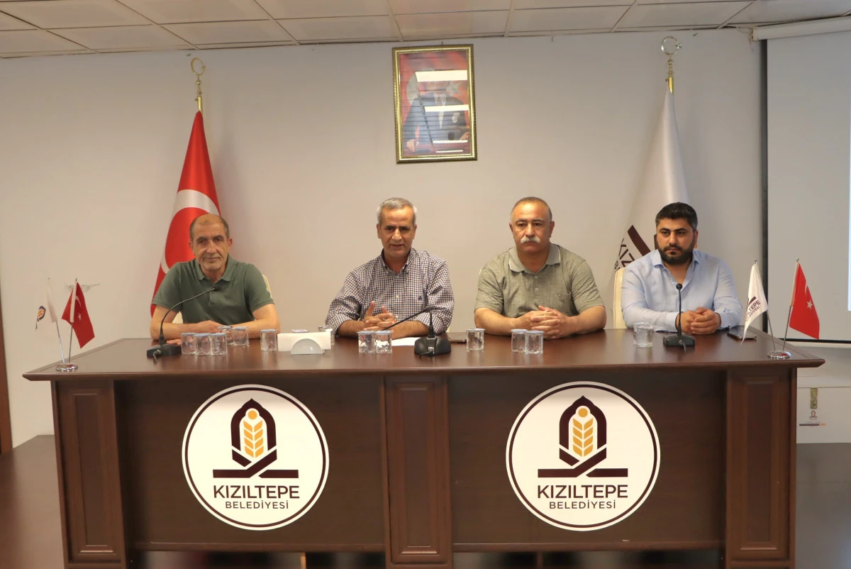 Başkan İpek Muhtarlarla Buluştu