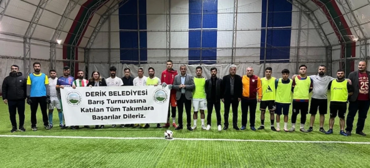 Derik Belediyesi 3. Geleneksel Barış Futbol Turnuvası Başladı