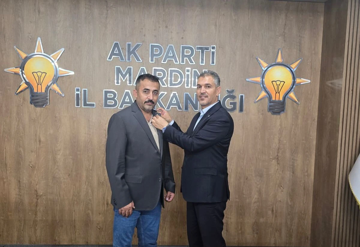 DEVA’dan AK Parti’ye Güçlü Katılım: Koç Ailesi AK Parti Saflarında