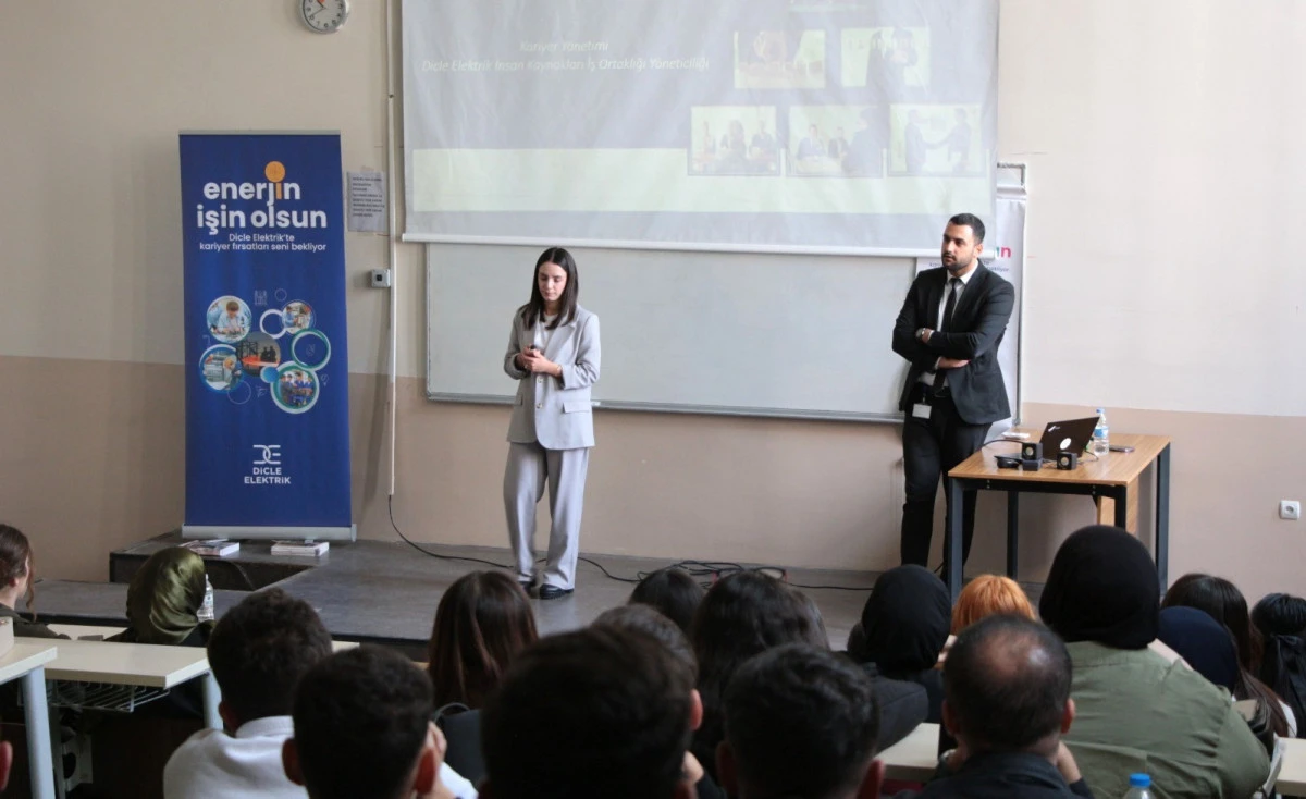 Dicle Elektrik’ten üniversite öğrencilerine kariyer desteği