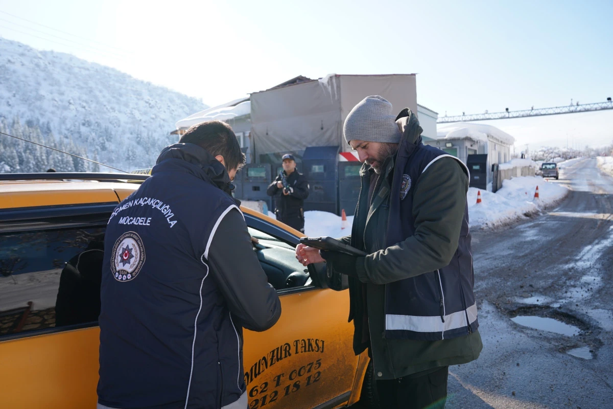 D&uuml;zensiz g&ouml;&ccedil;le m&uuml;cadelede huzur uygulaması yapıldı