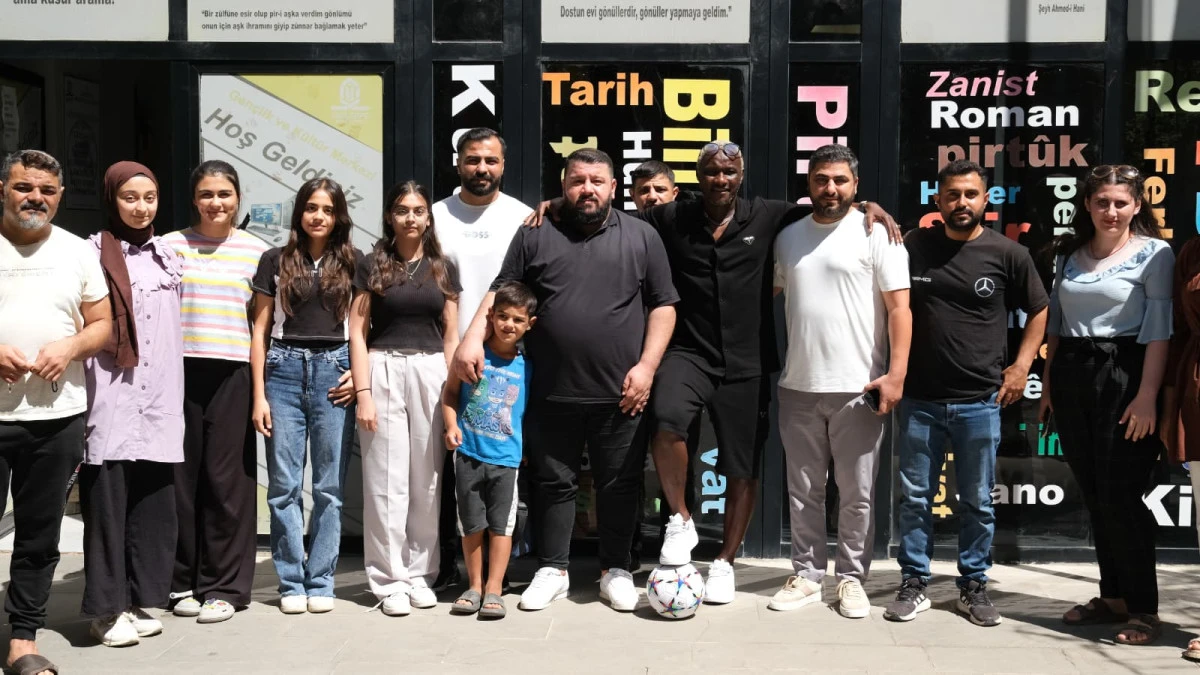 Eski Milli Futbolcu İbrahim Yattara, Kızıltepe’de Gençlerle Buluştu