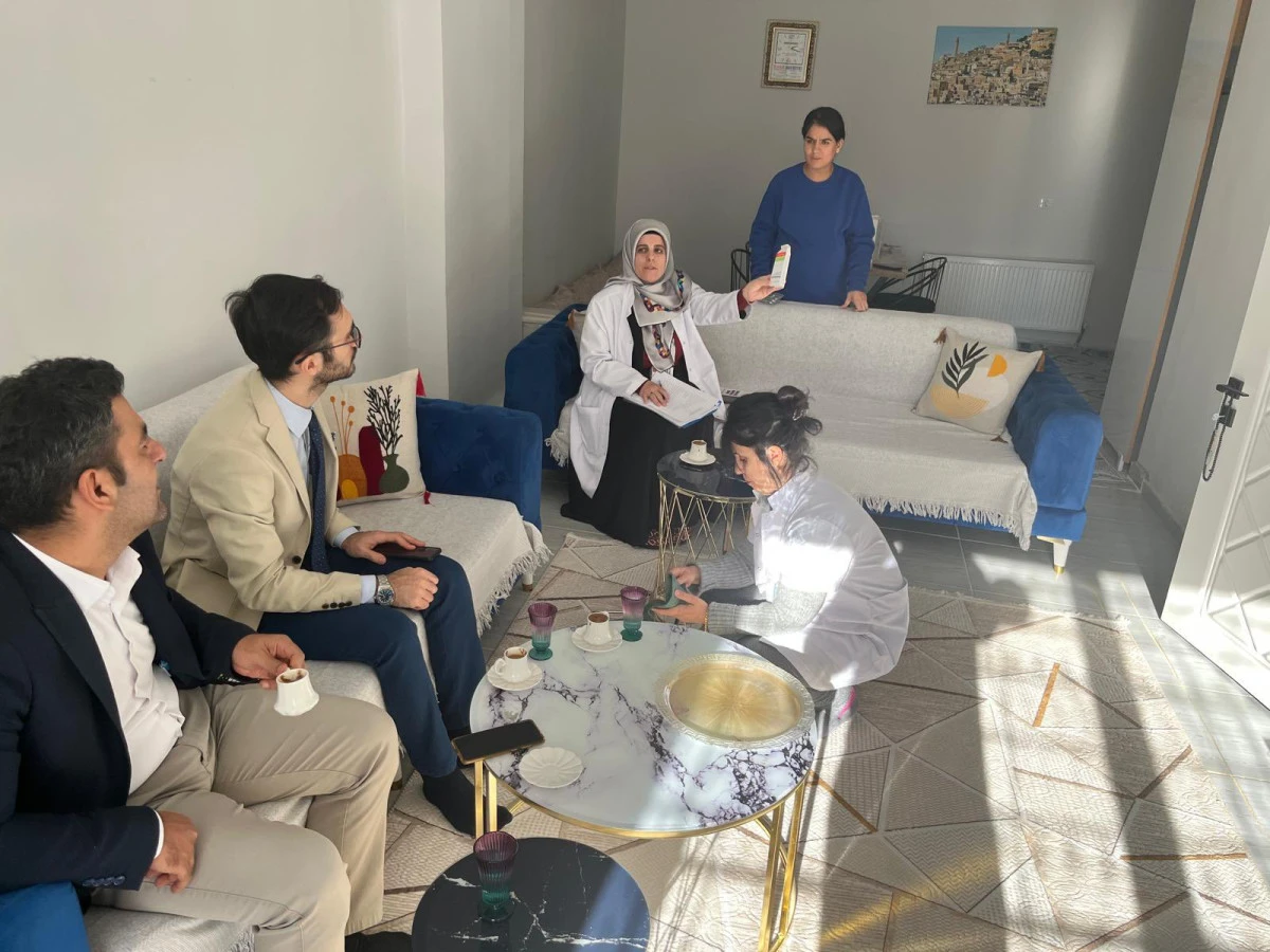 Ev Ziyaretleriyle Gebeler Bilin&ccedil;lendiriliyor