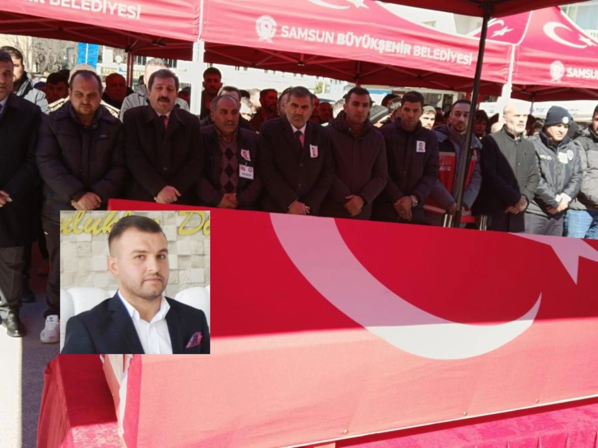 Gen&ccedil; polis memuruna memleketinde h&uuml;z&uuml;nl&uuml; veda