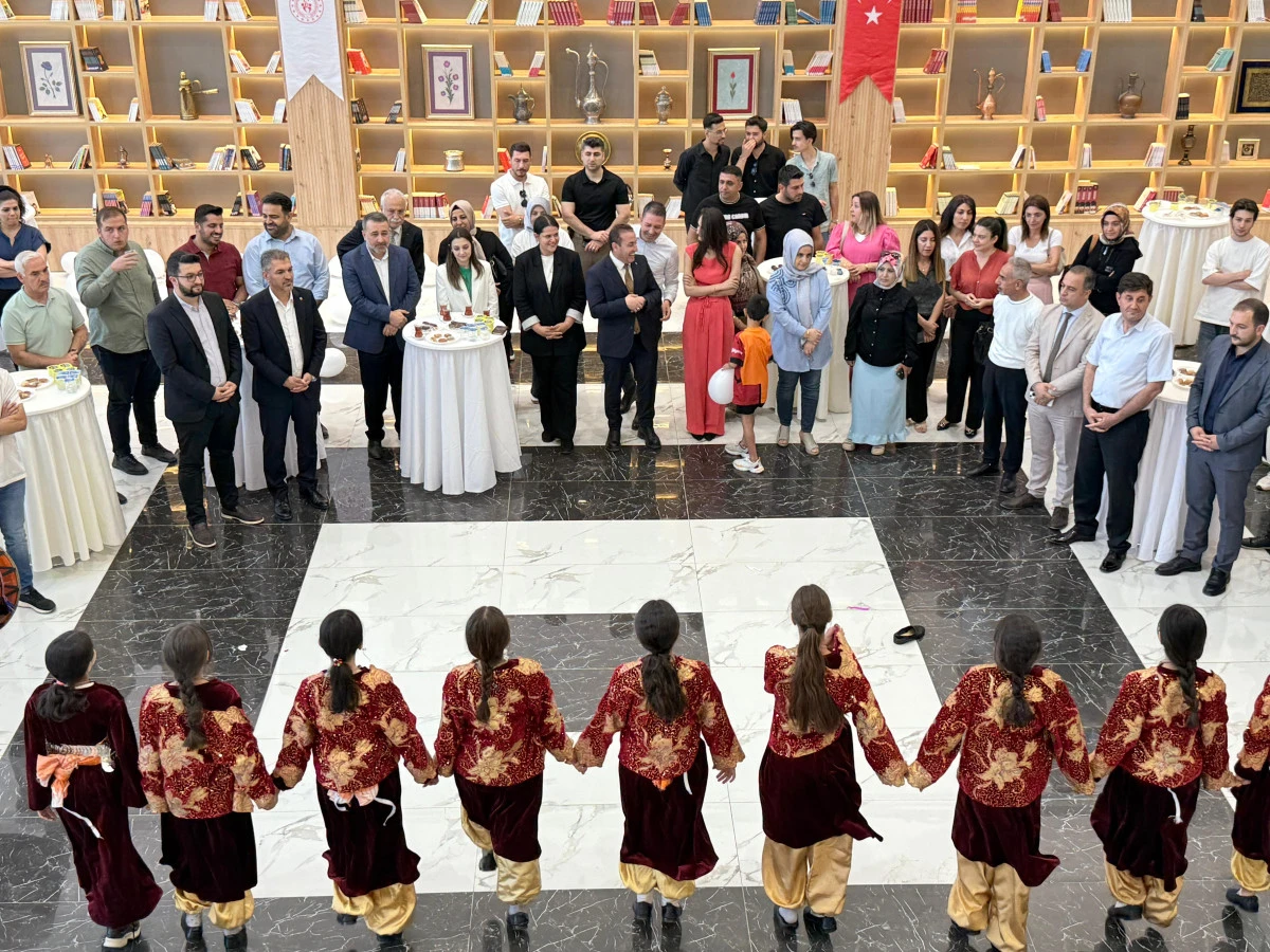 GSB Mardin Yurtlarının Yıl Sonu Sergisi Büyük İlgi Gördü 