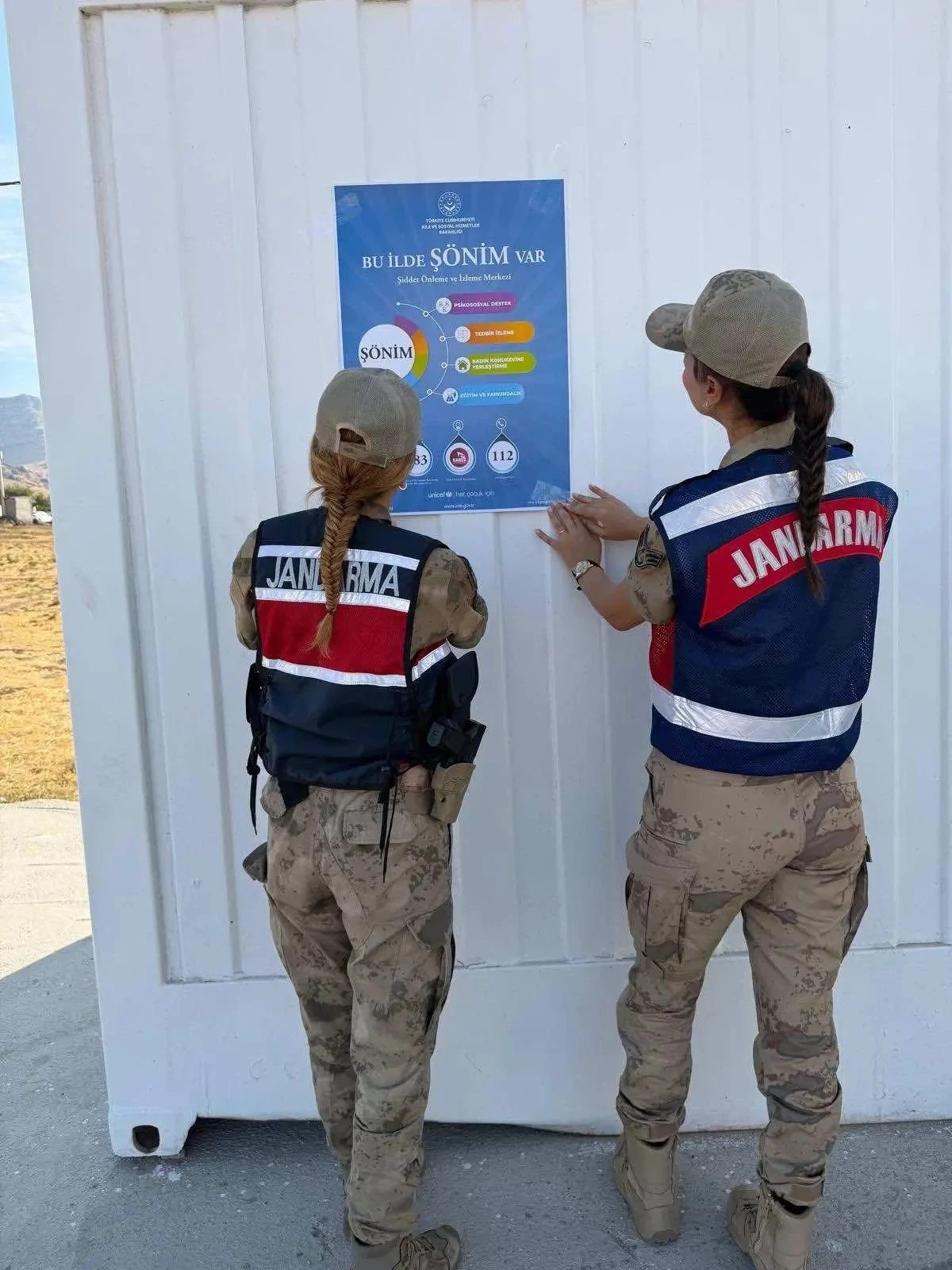 G&uuml;&ccedil;l&uuml; Aile, G&uuml;venli Gelecek: Derik&rsquo;te KADES ve Aile Eğitimi R&uuml;zgarı