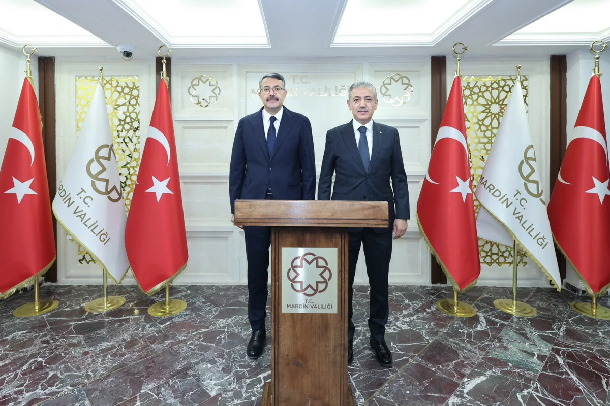 İ&ccedil;işleri Bakan Yardımcısı Ali &Ccedil;elik, Mardin Valiliğini Ziyaret Etti