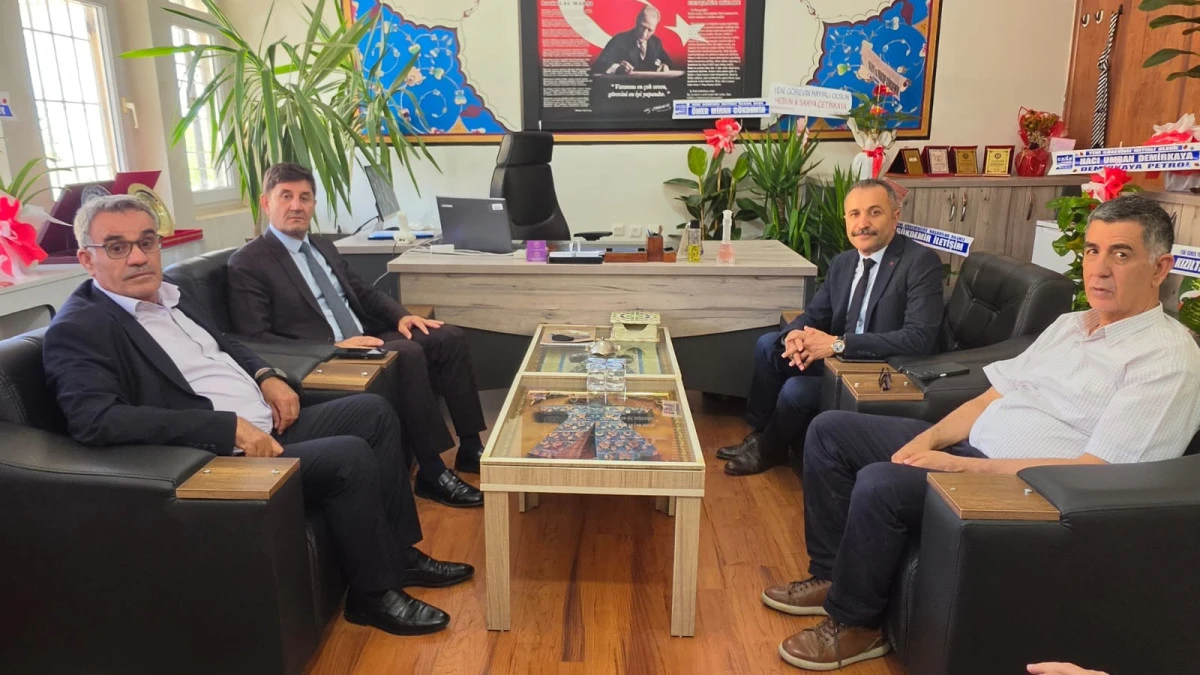 İl Mill&icirc; Eğitim M&uuml;d&uuml;r&uuml; Ali Eyy&uuml;pkoca&rsquo;dan Kızıltepe&rsquo;de Kurum ve Okul Ziyaretleri