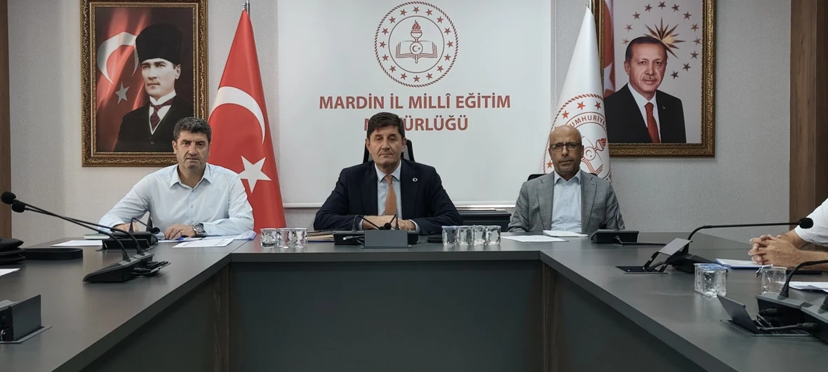 İl M&uuml;d&uuml;r&uuml; Eyy&uuml;pkoca&rsquo;dan Pansiyon ve &Ouml;ğretmenevlerine Y&ouml;nelik Stratejik Toplantı