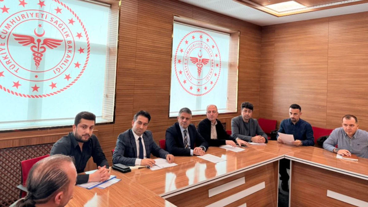  İl Sevk Komisyonu değerlendirme toplantısı Mardin İl Sağlık M&uuml;d&uuml;r&uuml;m&uuml;z Saffet Yavuz başkanlığında ger&ccedil;ekleştirildi