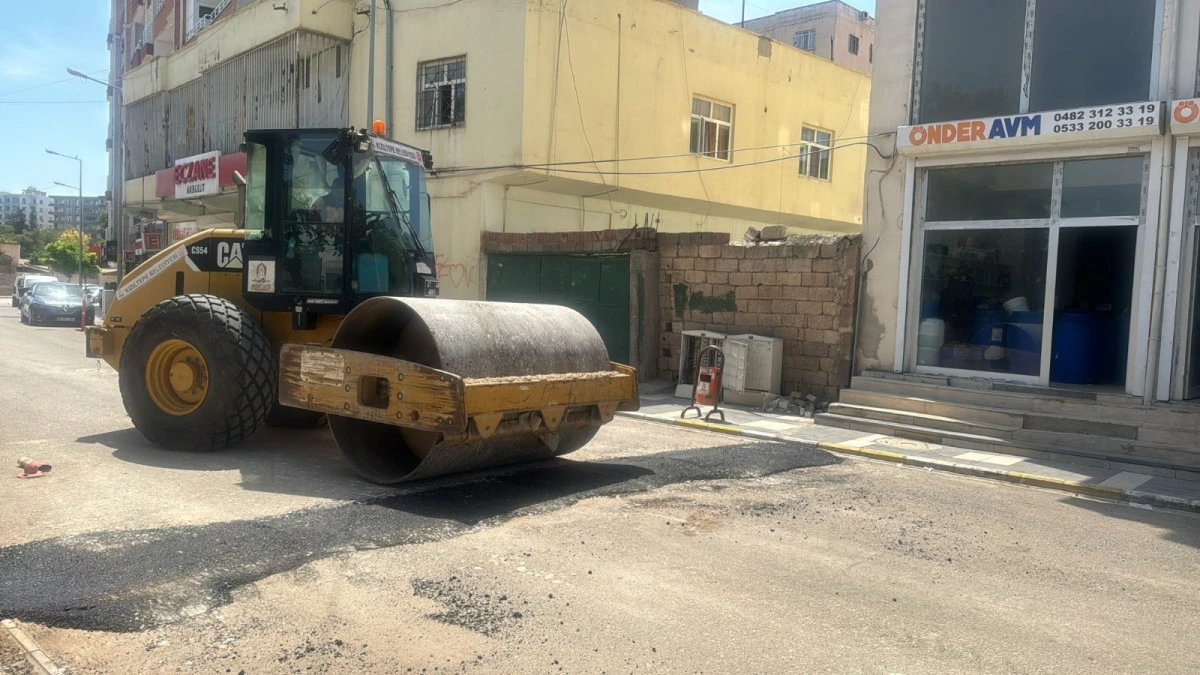 İlçe Merkezinde Asfalt Yama Çalışmaları Başladı