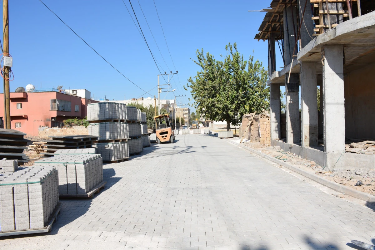 İpek ve Atatürk Mahallelerinde Parke Çalışması