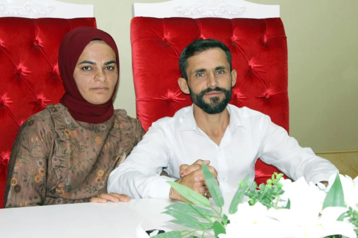 İşitme engelli &ccedil;iftin mutluluğu işaret diliyle ta&ccedil;landı