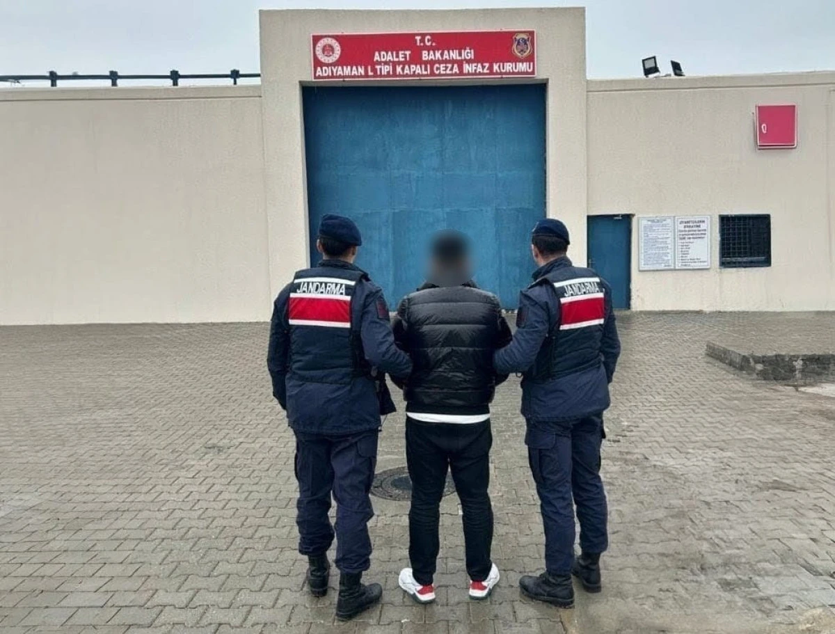 Jandarmadan aranan şahıslara operasyon