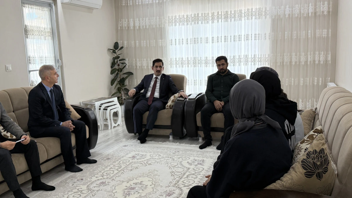 Kaymakam İpek, Ramazan ayında vatandaşlarla g&ouml;n&uuml;l k&ouml;pr&uuml;s&uuml; kurdu