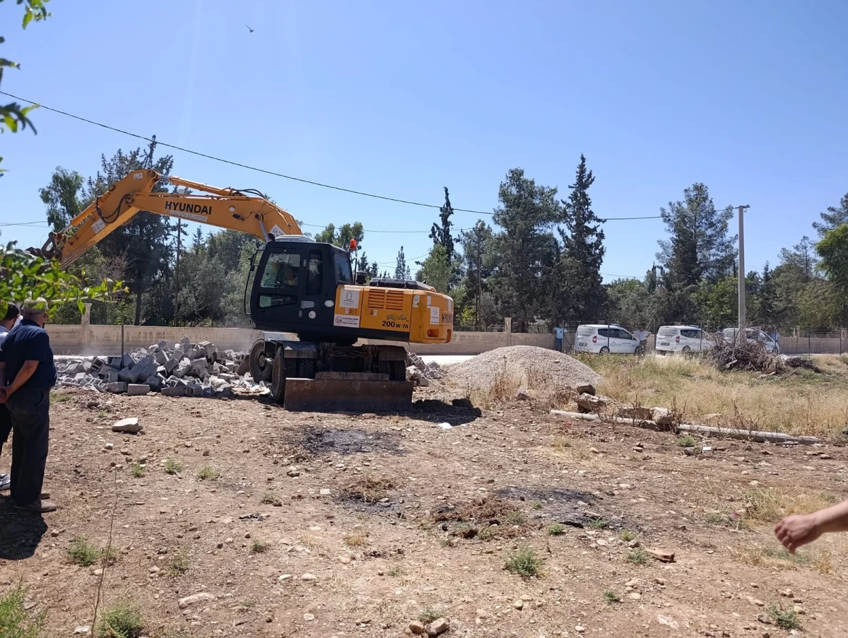 Kızıltepe Belediyesi, İşgal Edilen Yolu Trafiğe Açtı