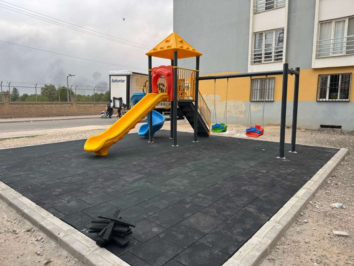 Kızıltepe Belediyesi'nden Çocuklara Yeni Oyun Alanı!