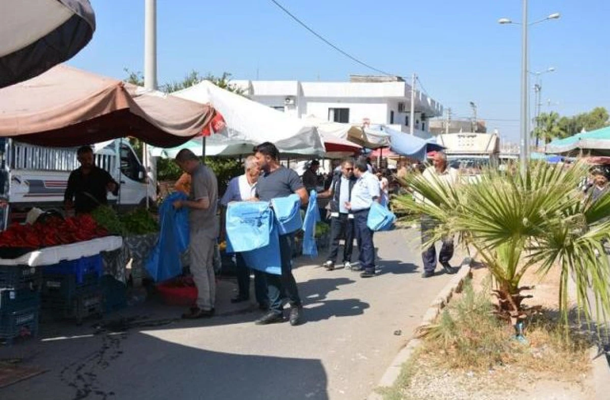 Kızıltepe Belediyesi’nden Pazar Esnafına Temizlik Desteği