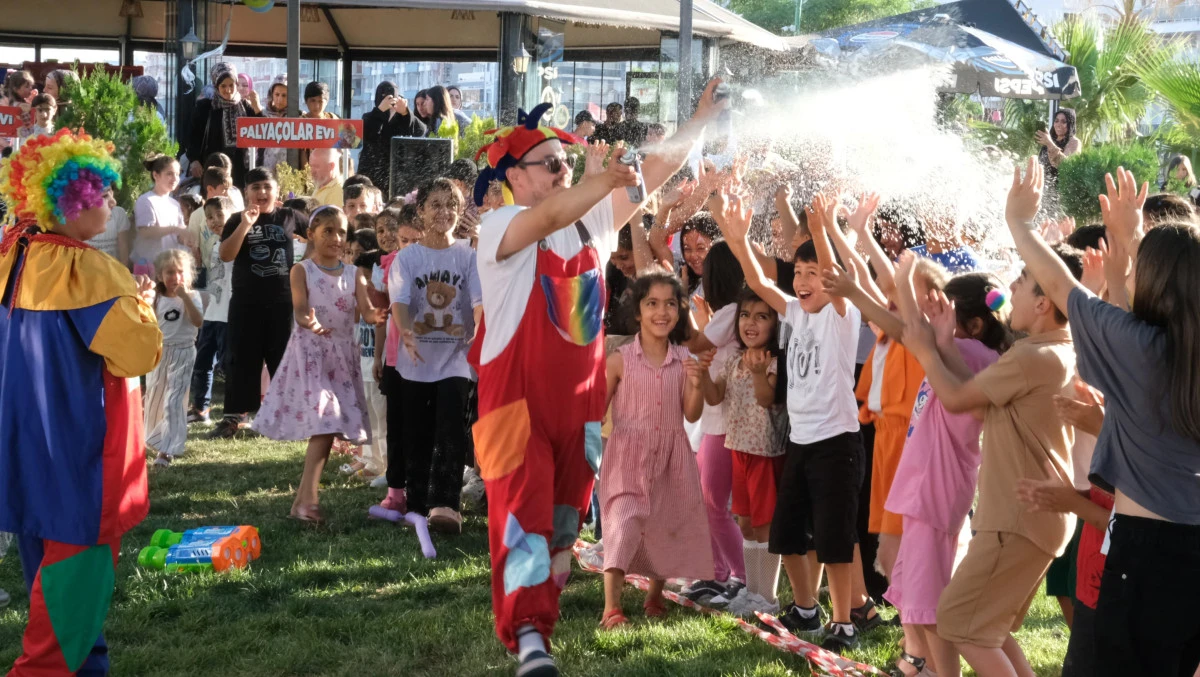 Kızıltepe Belediyesi’nden Yetim ve Öksüz Çocuklara Destek