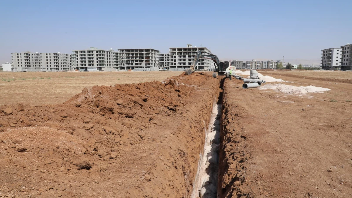Kızıltepe Turgut Özal Mahallesi’nde 12 Bin Metrelik Atıksu Çalışmaları Devam Ediyor