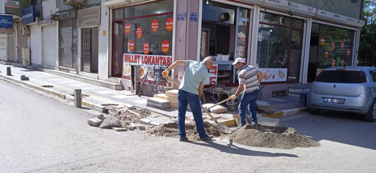 Kızıltepe'de Yol Yapım Çalışmaları Sürüyor