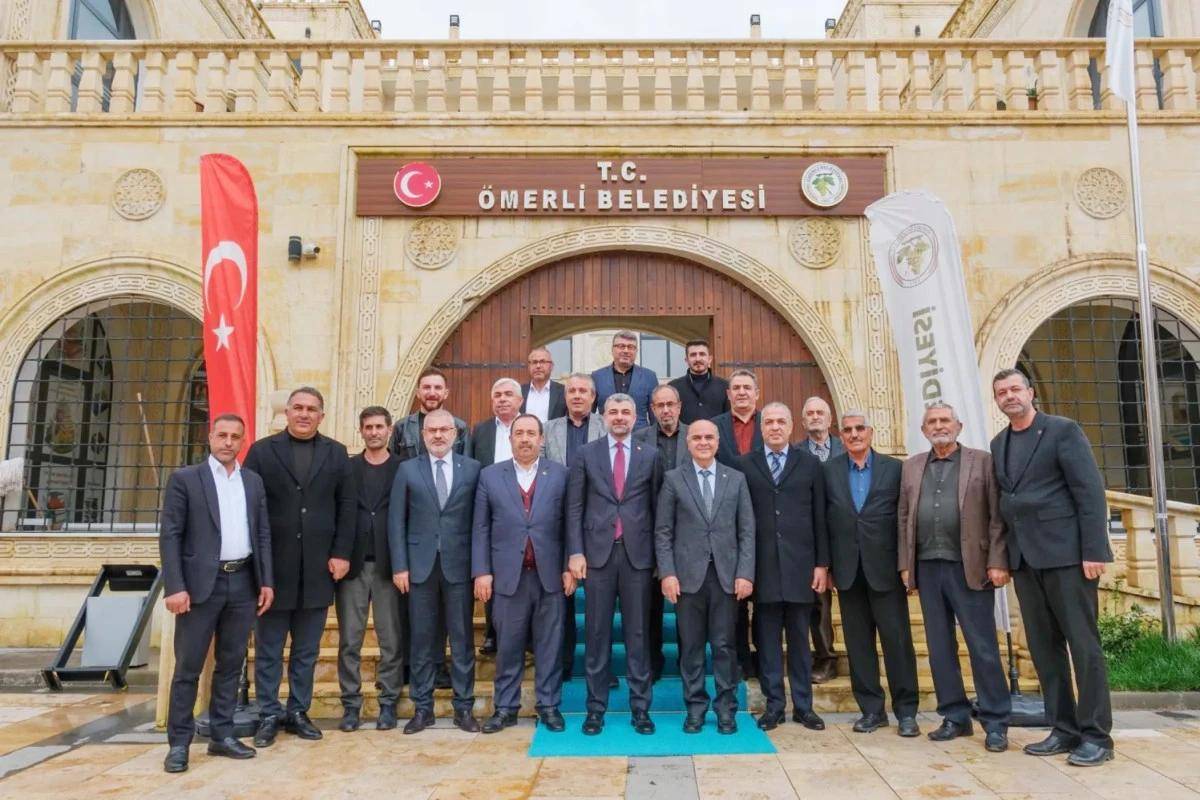 Mardin Ak parti Milletvekili Kılı&ccedil;, &Ouml;merli Belediyesini Ziyaret Etti