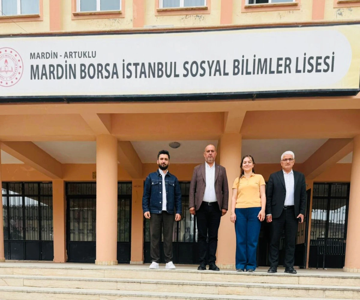 MARDİN BORSA İSTANBUL SOSYAL BİLİMLER LİSESİ&rsquo;NDEN ENGELLİLER DERNEĞİ&rsquo;NE DESTEK KONSERİ