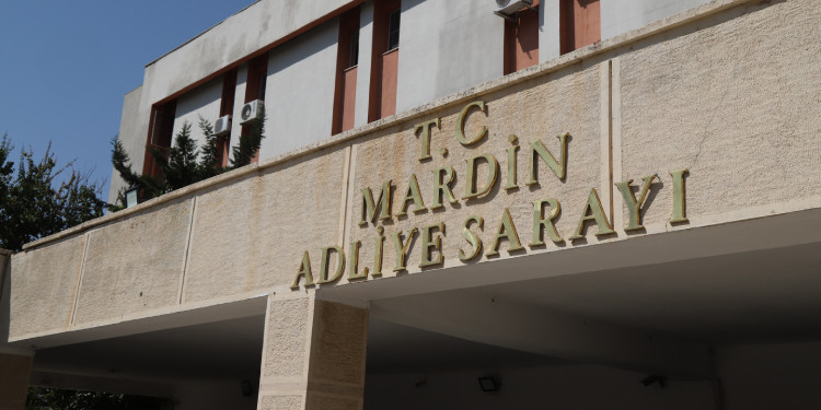 Mardin Büyükşehir Belediye Meclisi'nde İstiklal Marşı okutulmamasına soruşturma