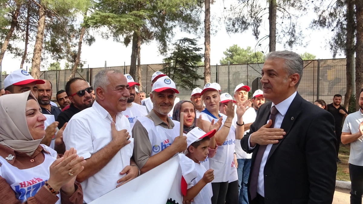 Mardin Büyükşehir Belediyesi'nden işçi maaşlarına 8 bin lira zam müjdesi