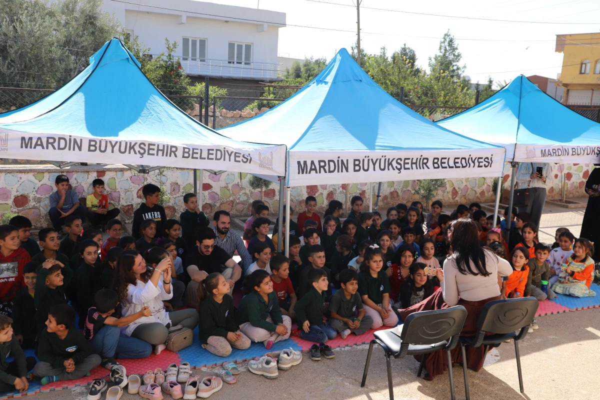 Mardin Büyükşehir Belediyesi’nden Kırsal Mahallelerde Çocuklara Masal Dolu Etkinlikler