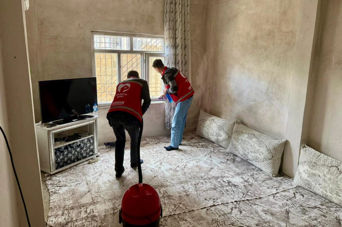 Mardin B&uuml;y&uuml;kşehir Belediyesinden Yaşlı Vatandaşlara Bayram &Ouml;ncesi Destek