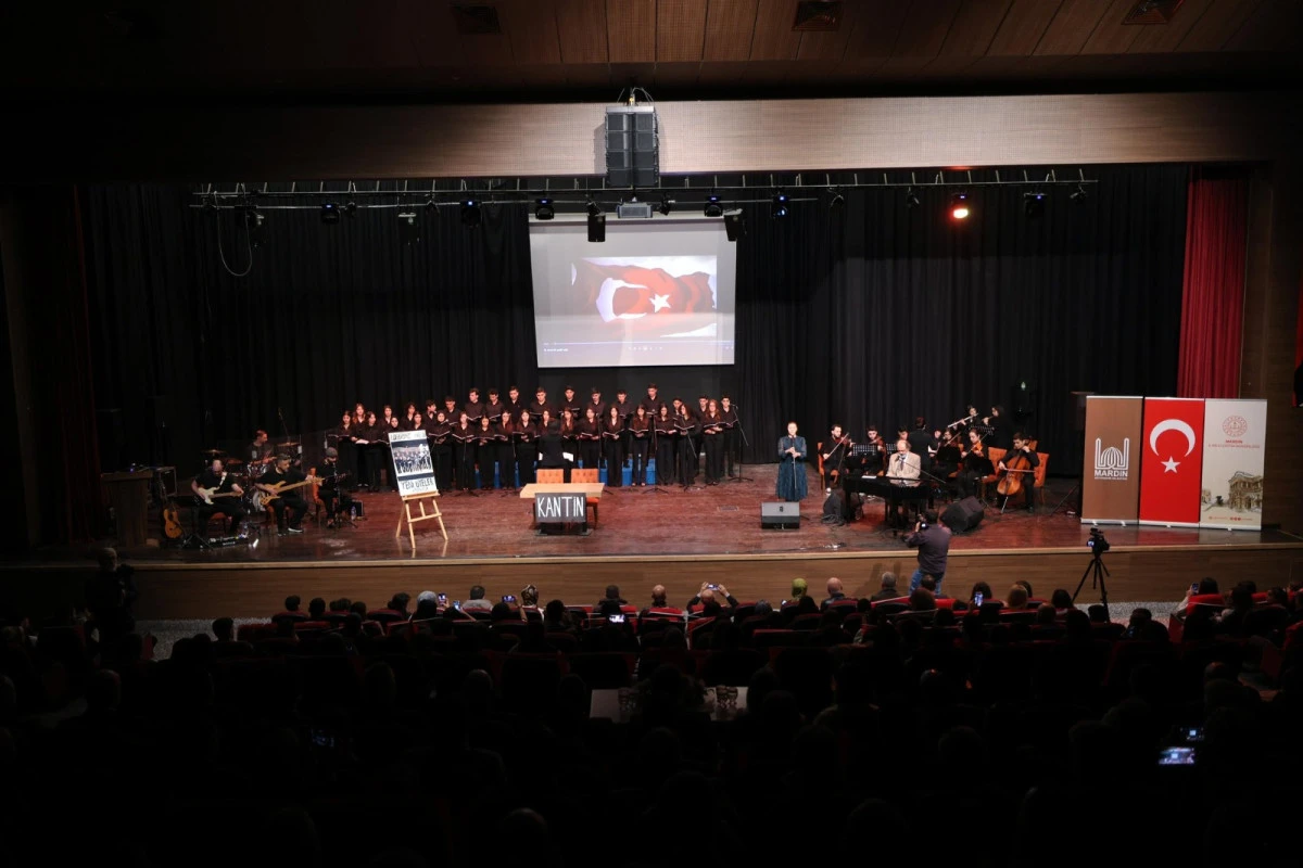 Mardin B&uuml;y&uuml;kşehir Belediyesinden Y&uuml;cel Arzen M&uuml;zik ve Marş Dinletisi