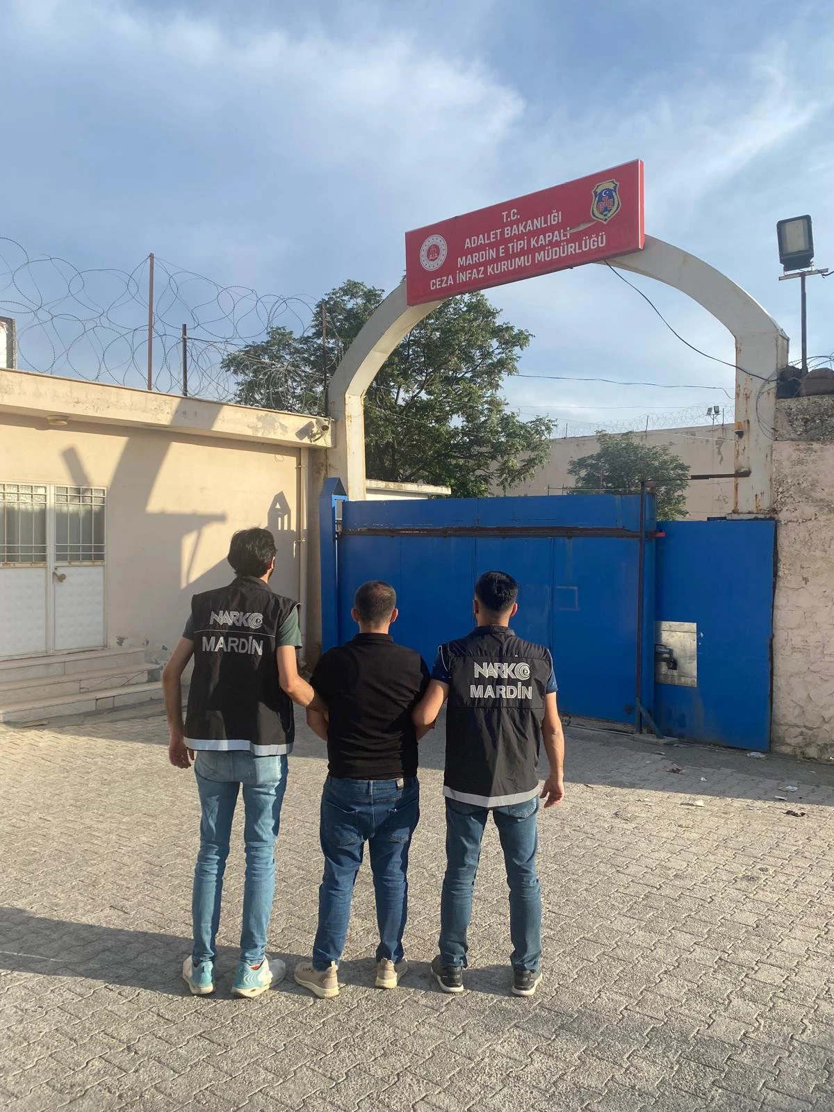 Mardin Emniyetinin Zehir Tacirlerine Yönelik Operasyonları Sürüyor