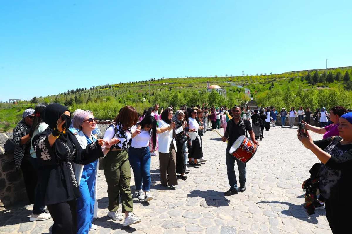 Mardin Gurbetçi Kadınların Gözdesi Oldu