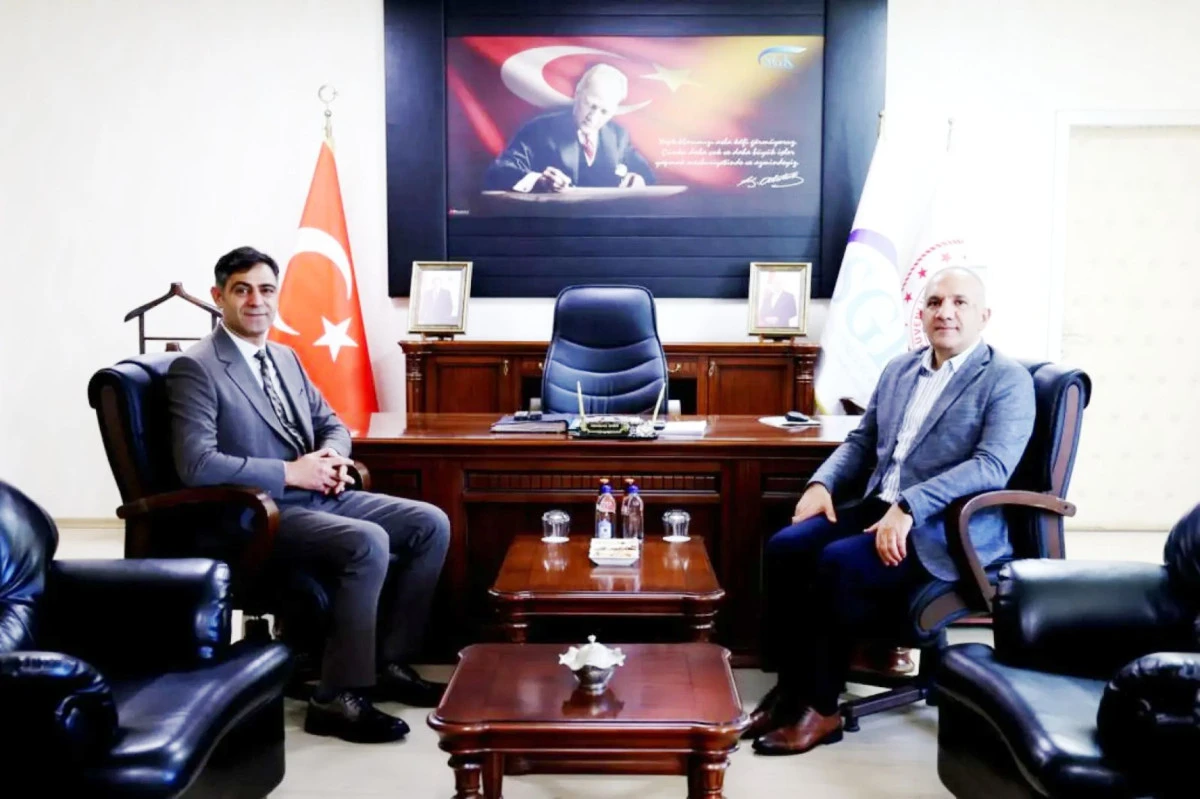 Mardin İl Emniyet Müdürü Recep Tecimer SGK Müdürünü Ziyaret Etti