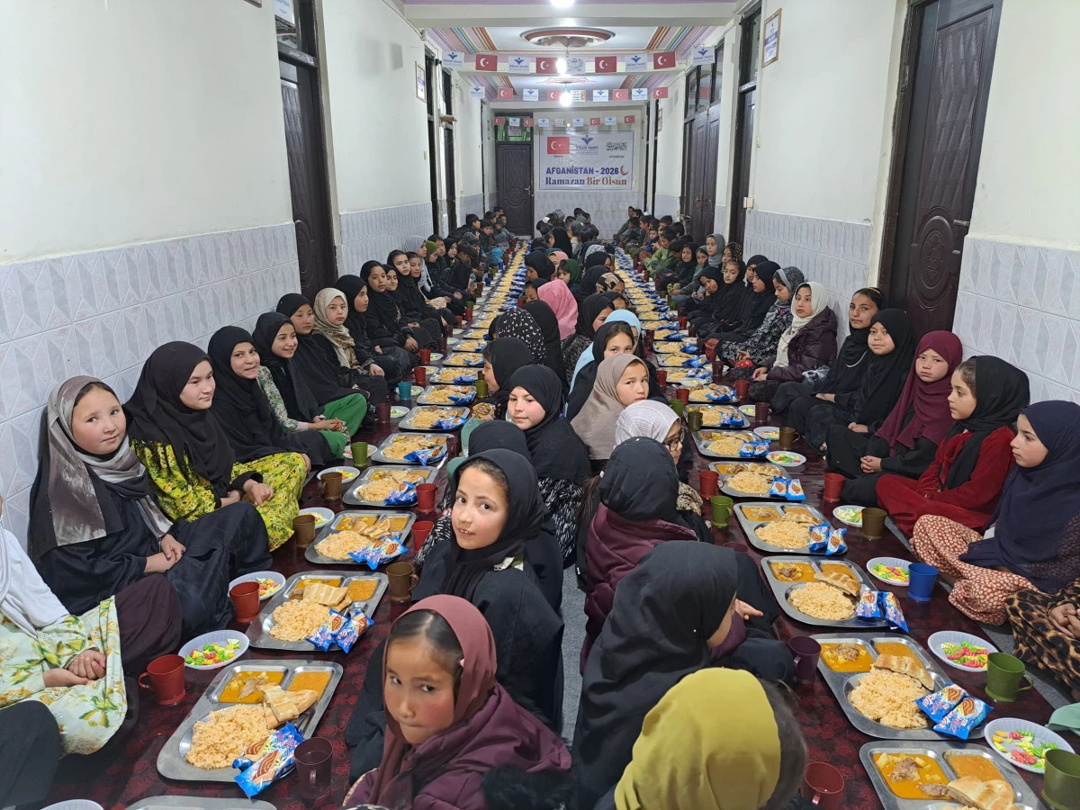 Mardin İnsan Vakfı Ramazan'da İliğe Doymadı 